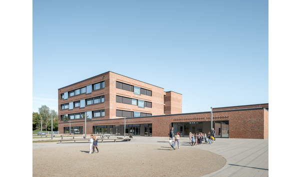 Außenansicht Schulzentrum Hamburger Straße Quelle: Markus Bredt